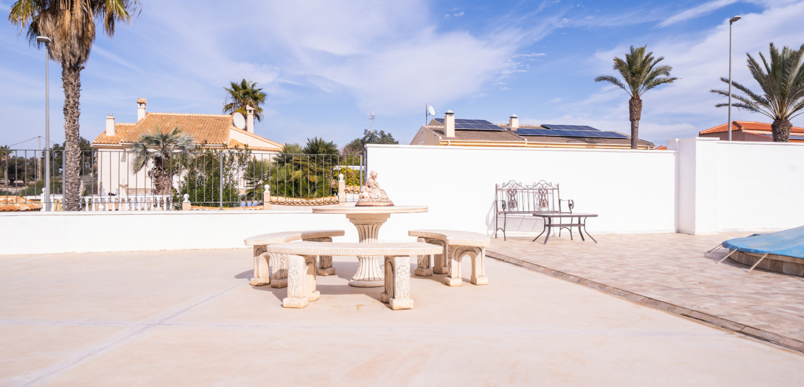 Resale - Fristaende Villa - Urb. La Marina