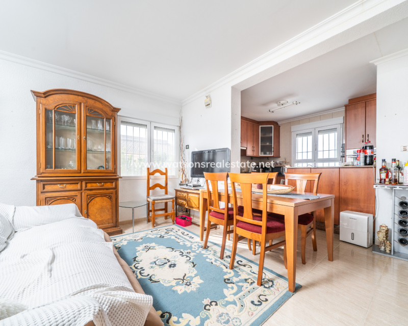 Resale - Fristaende Villa - Urb. La Marina