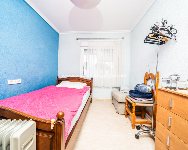 Resale - Fristaende Villa - Urb. La Marina