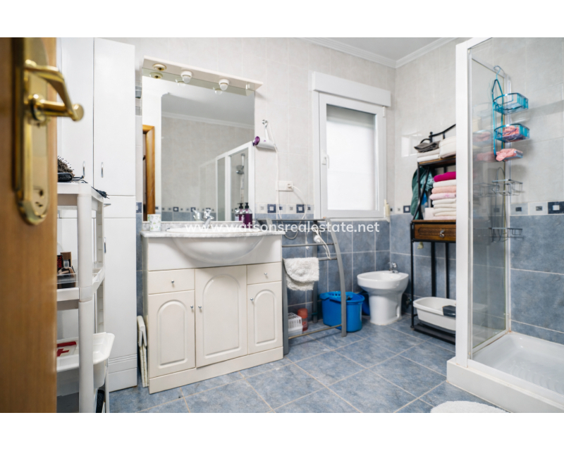 Resale - Fristaende Villa - Urb. La Marina