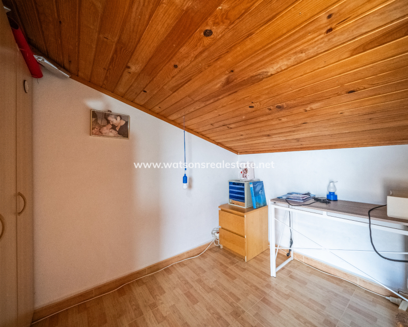 Resale - Fristaende Villa - Urb. La Marina