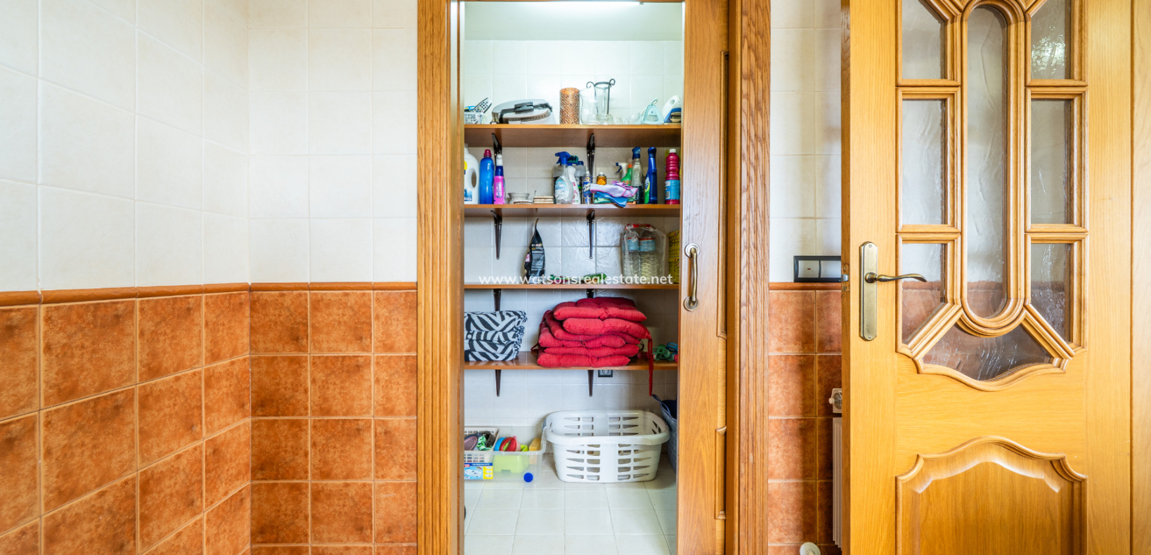 Resale - Fristaende Villa - Urb. La Marina