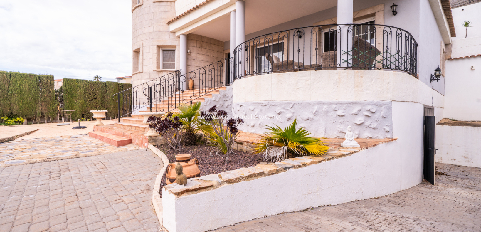 Resale - Fristaende Villa - Urb. La Marina