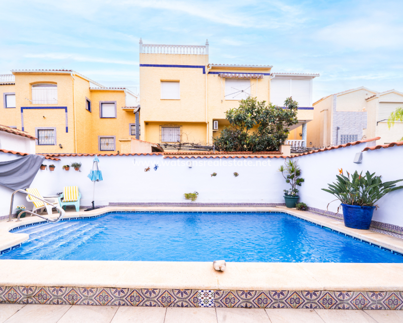 Resale - Fristaende Villa - Urb. La Marina