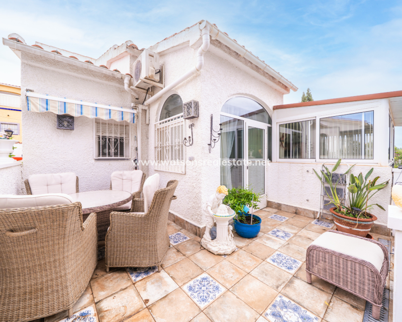 Resale - Fristaende Villa - Urb. La Marina