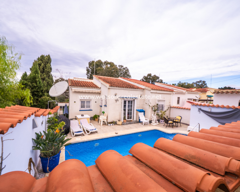 Resale - Fristaende Villa - Urb. La Marina