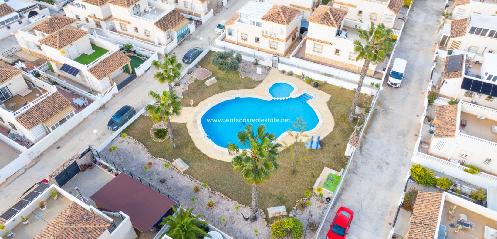Resale - Fristaende Villa - Urb. La Marina