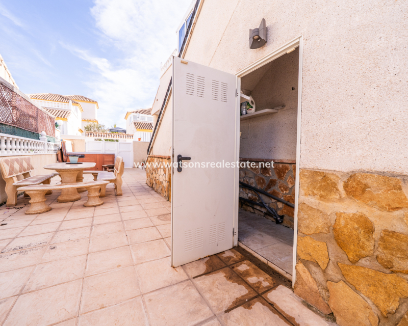 Resale - Fristaende Villa - Urb. La Marina