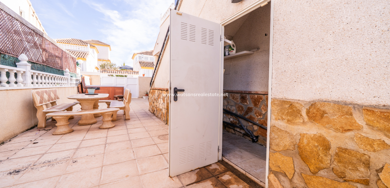 Resale - Fristaende Villa - Urb. La Marina