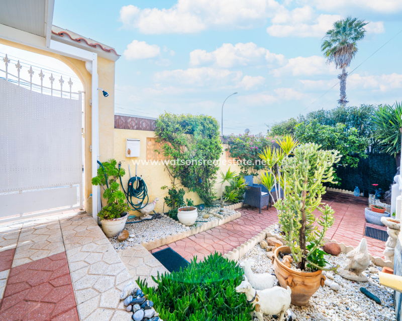 Resale - Fristaende Villa - Urb. La Marina