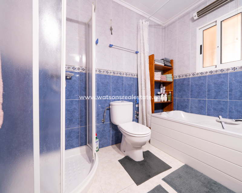 Resale - Fristaende Villa - Urb. La Marina