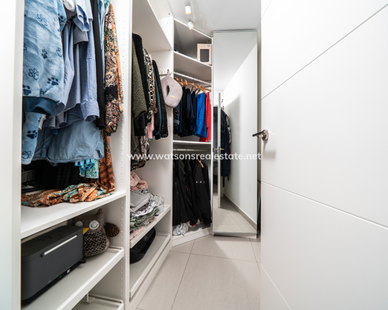 Resale - Fristaende Villa - Urb. La Marina