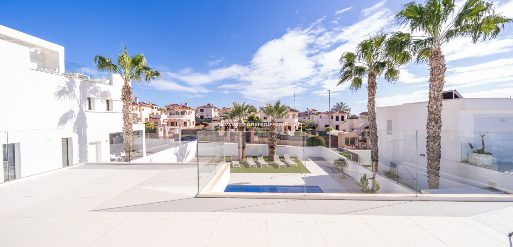 Resale - Fristaende Villa - Urb. La Marina