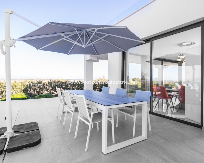 Resale - Fristaende Villa - Urb. La Marina