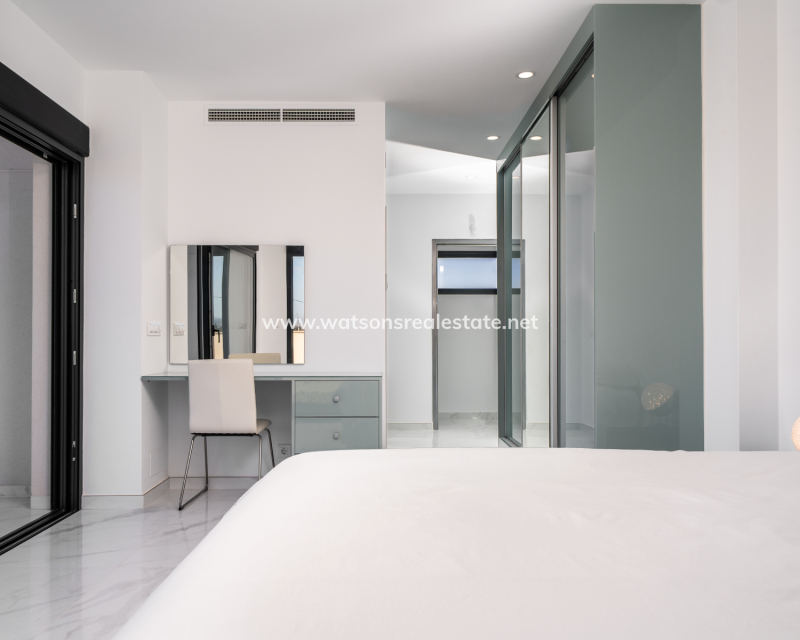 Resale - Fristaende Villa - Urb. La Marina