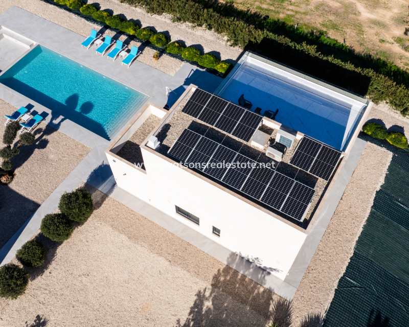 Resale - Fristaende Villa - Urb. La Marina