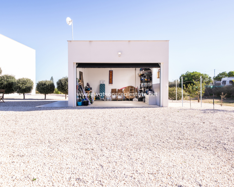 Resale - Fristaende Villa - Urb. La Marina