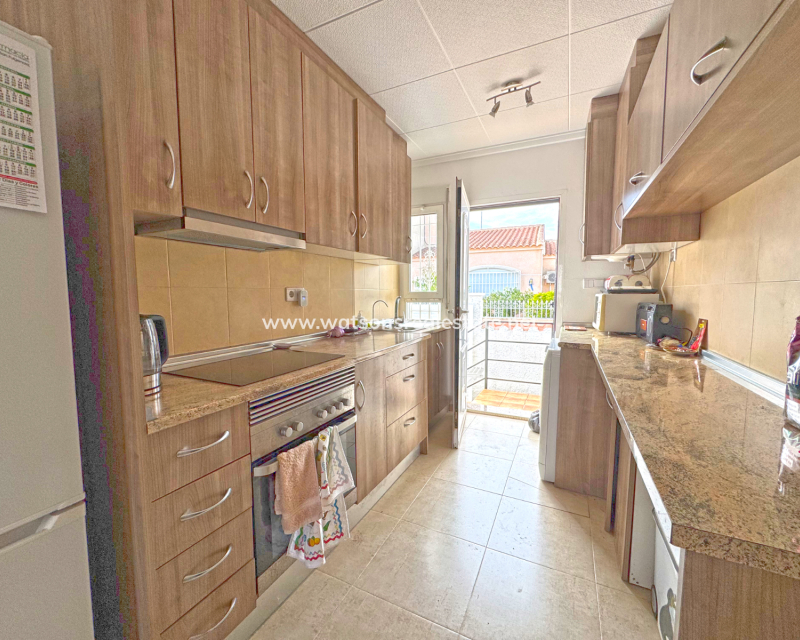 Resale - Fristaende Villa - Urb. La Marina