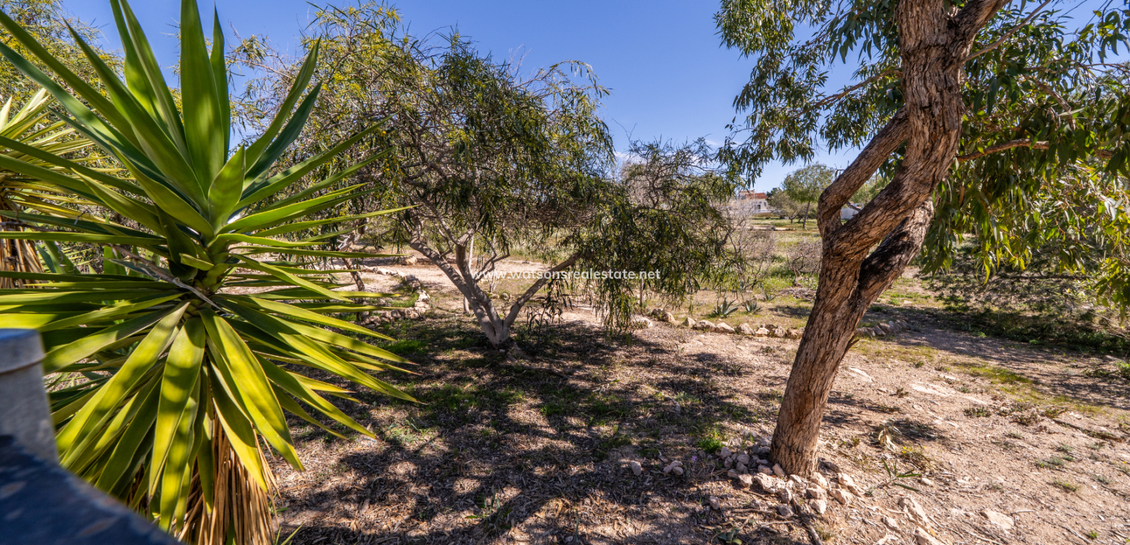 Resale - Fristaende Villa - Urb. La Marina