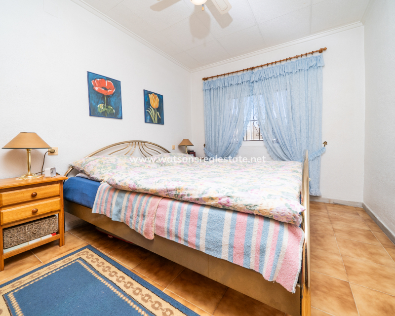 Resale - Fristaende Villa - Urb. La Marina