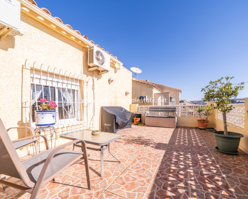 Resale - Fristaende Villa - Urb. La Marina