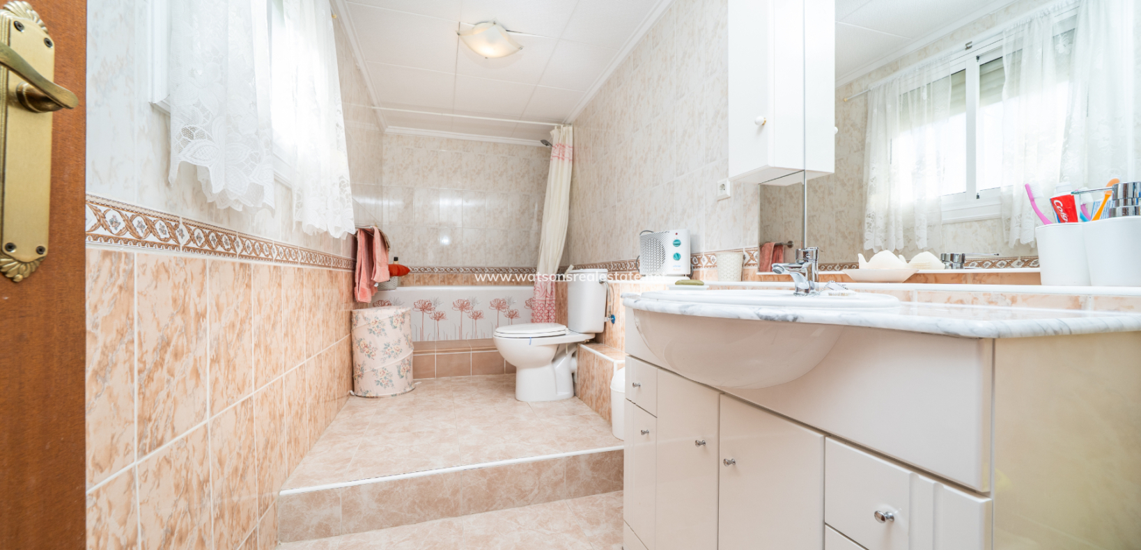 Resale - Fristaende Villa - Urb. La Marina