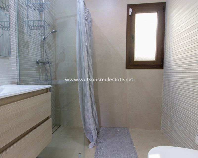 Resale - Fristaende Villa - Urb. La Marina