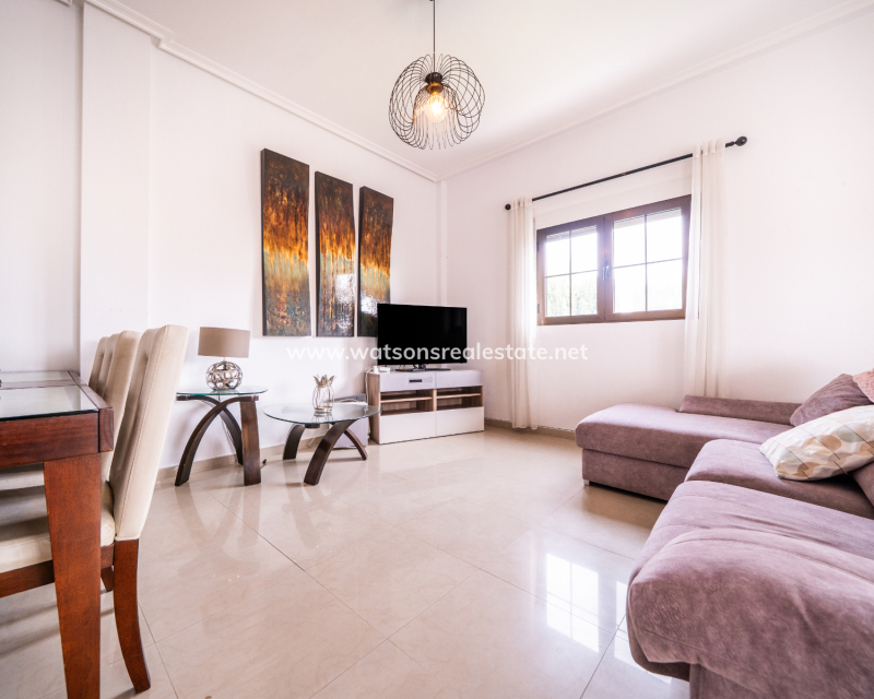 Resale - Fristaende Villa - Urb. La Marina