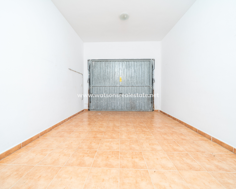 Resale - Fristaende Villa - Urb. La Marina