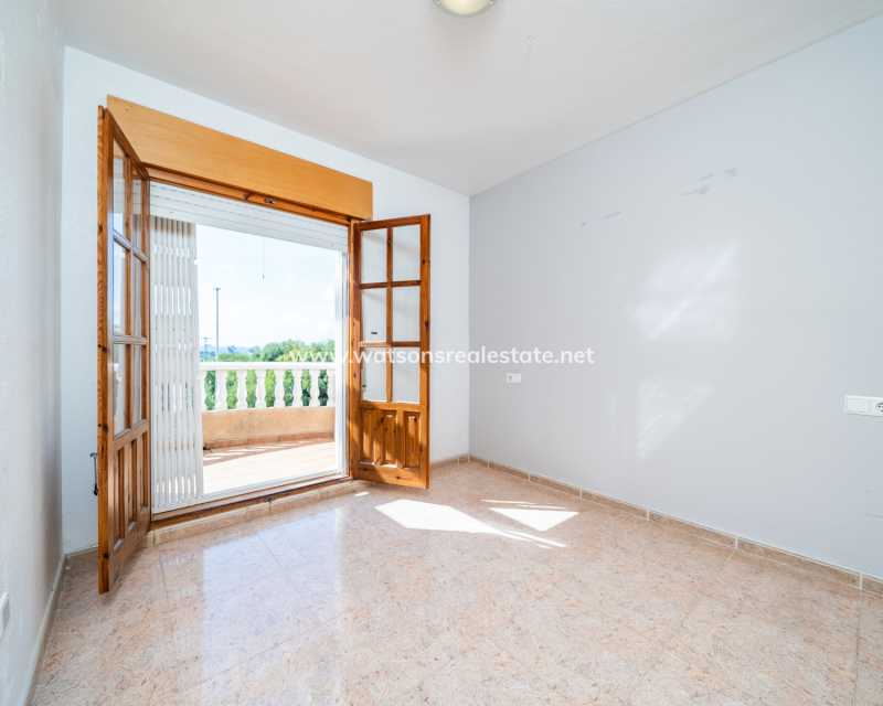 Resale - Fristaende Villa - Urb. La Marina