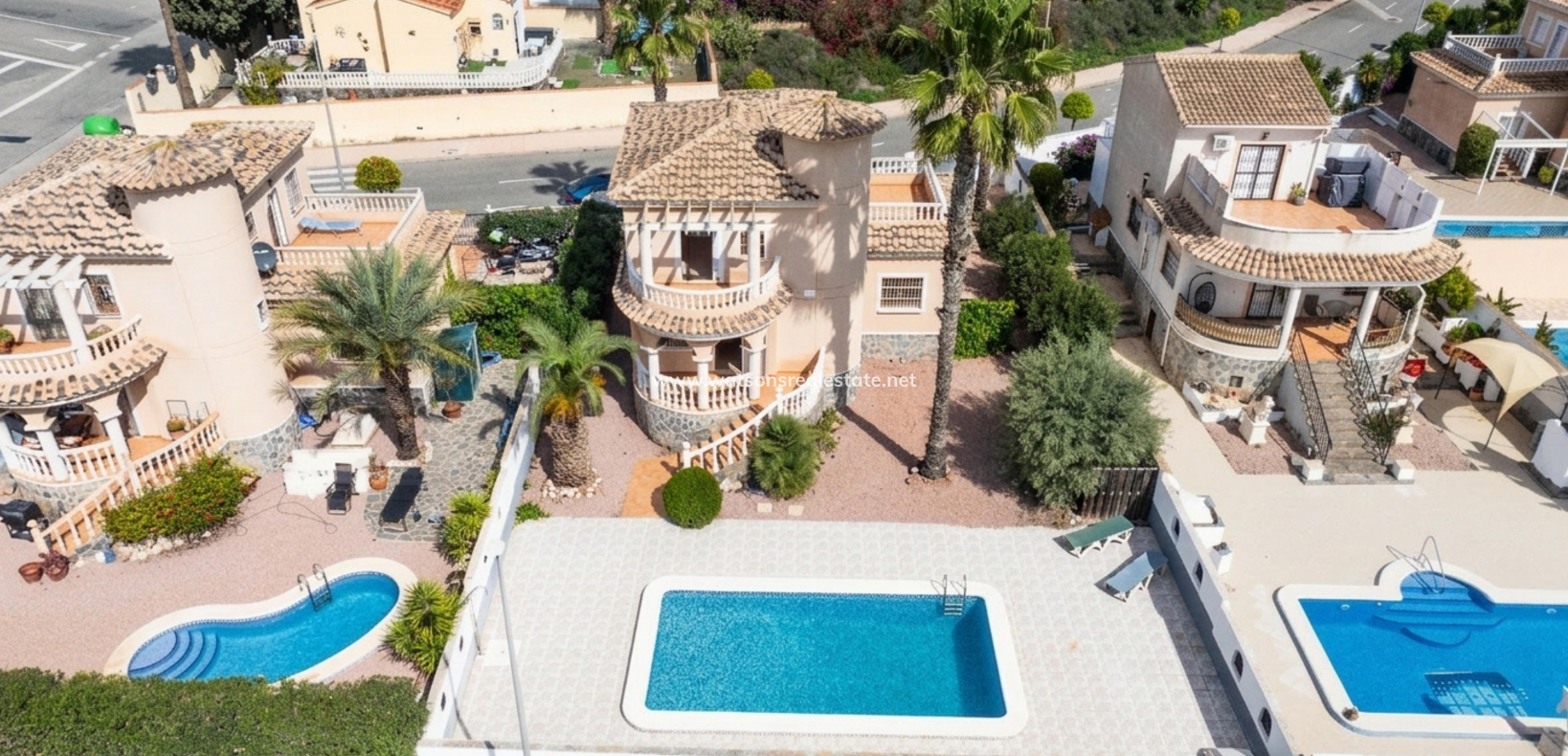 Resale - Fristaende Villa - Urb. La Marina