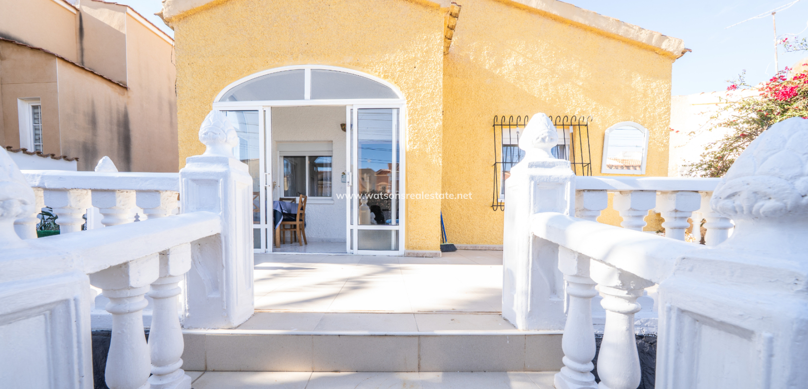 Resale - Fristaende Villa - Urb. La Marina