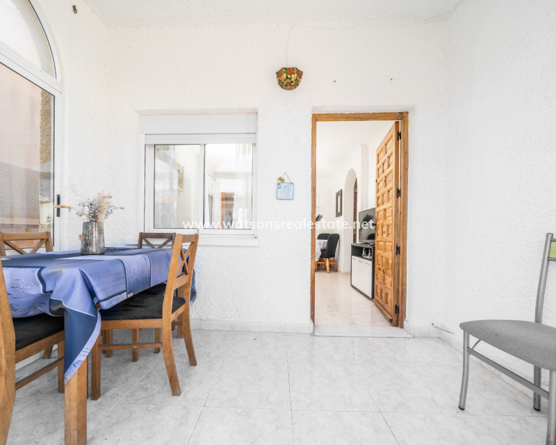 Resale - Fristaende Villa - Urb. La Marina