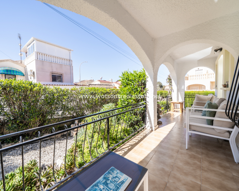 Resale - Fristaende Villa - Urb. La Marina