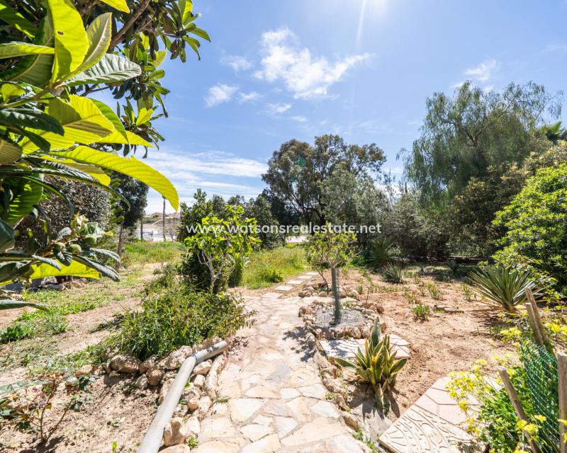 Resale - Fristaende Villa - Urb. La Marina