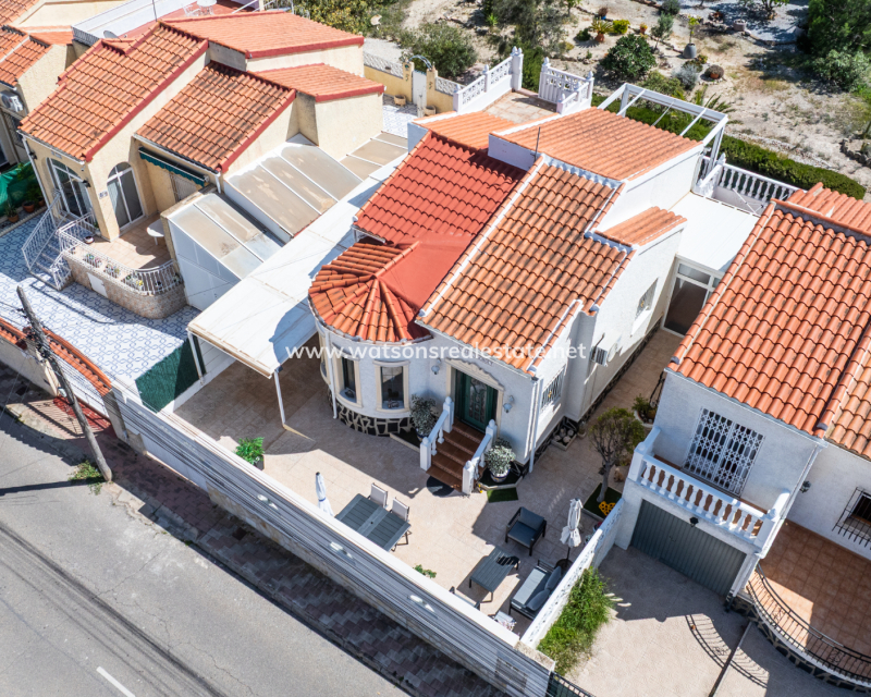 Resale - Fristaende Villa - Urb. La Marina