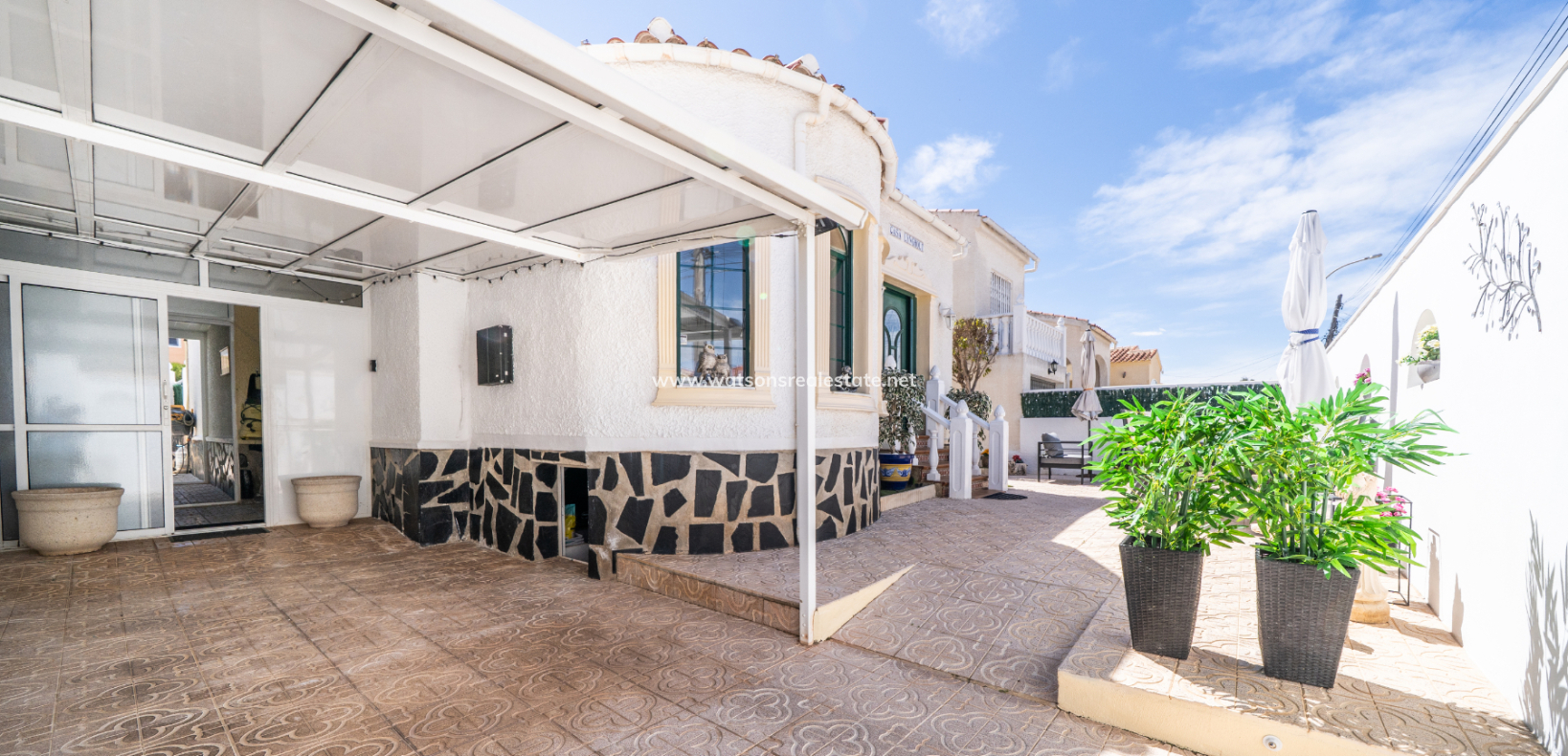 Resale - Fristaende Villa - Urb. La Marina