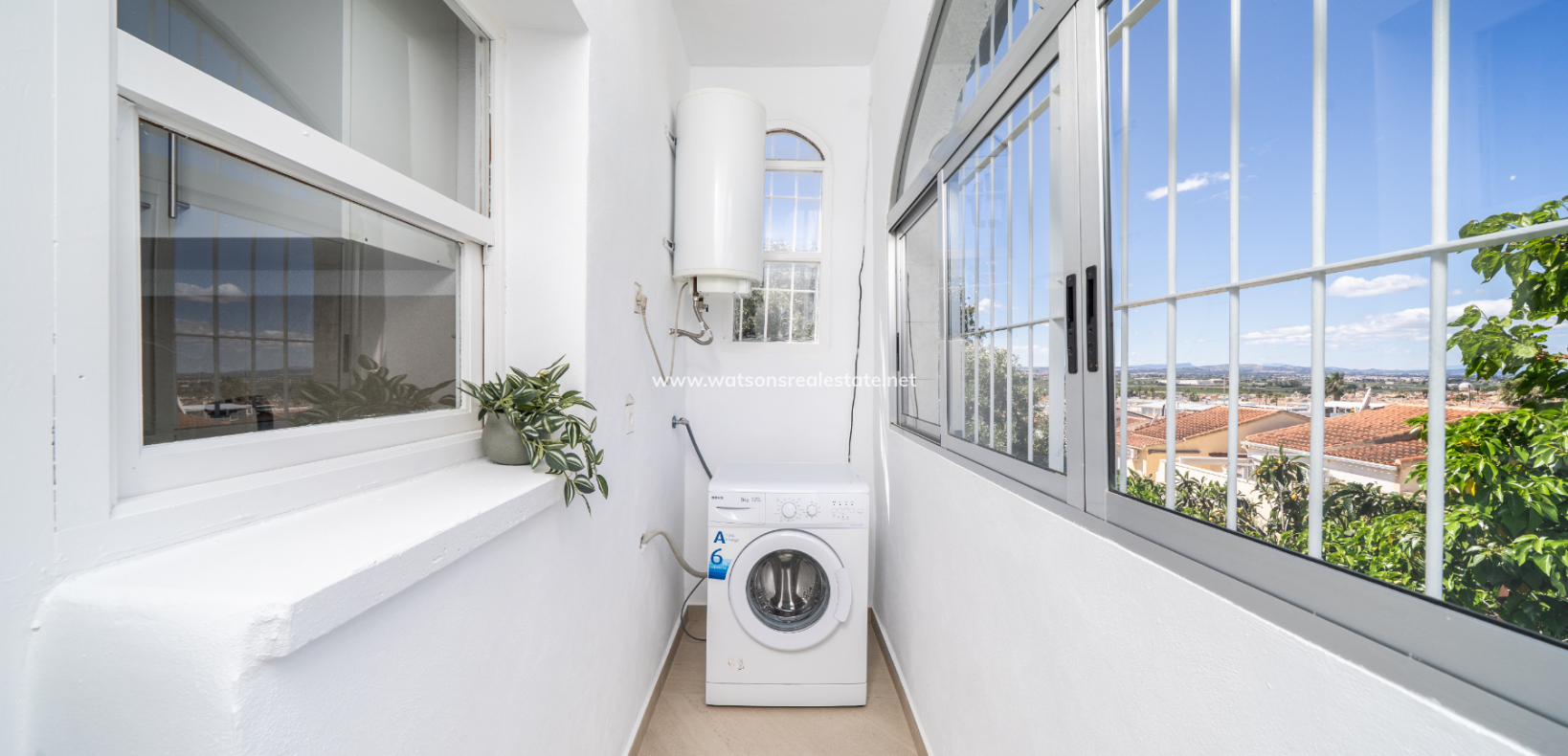 Resale - Fristaende Villa - Urb. La Marina