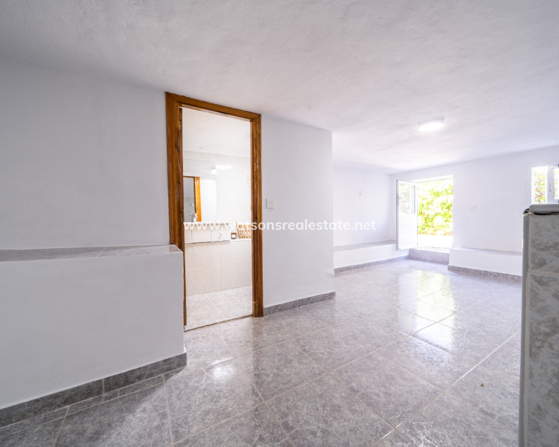 Resale - Fristaende Villa - Urb. La Marina