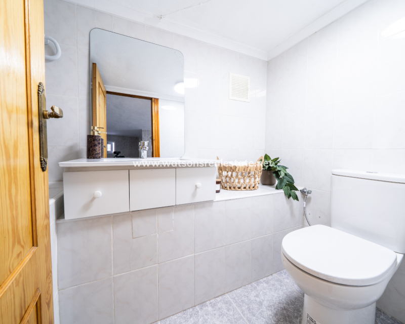 Resale - Fristaende Villa - Urb. La Marina