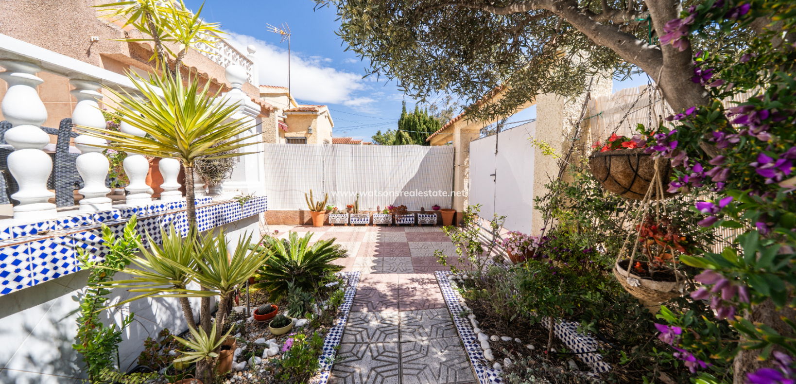 Resale - Fristaende Villa - Urb. La Marina