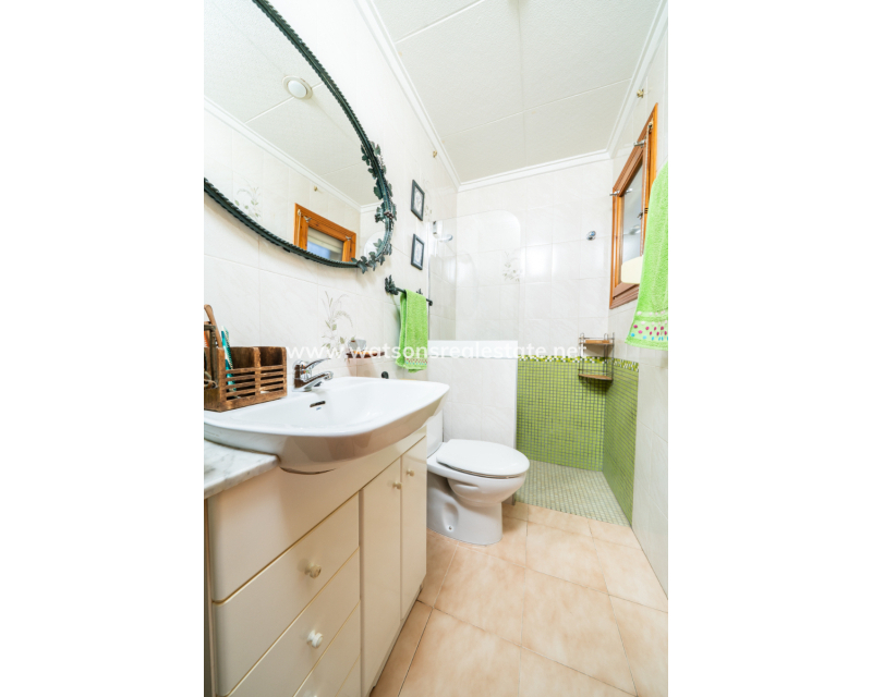 Resale - Fristaende Villa - Urb. La Marina