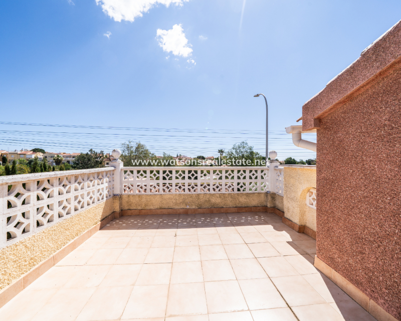 Resale - Fristaende Villa - Urb. La Marina