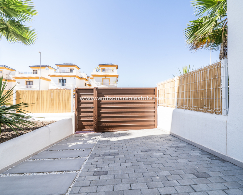 Resale - Fristaende Villa - Urb. La Marina