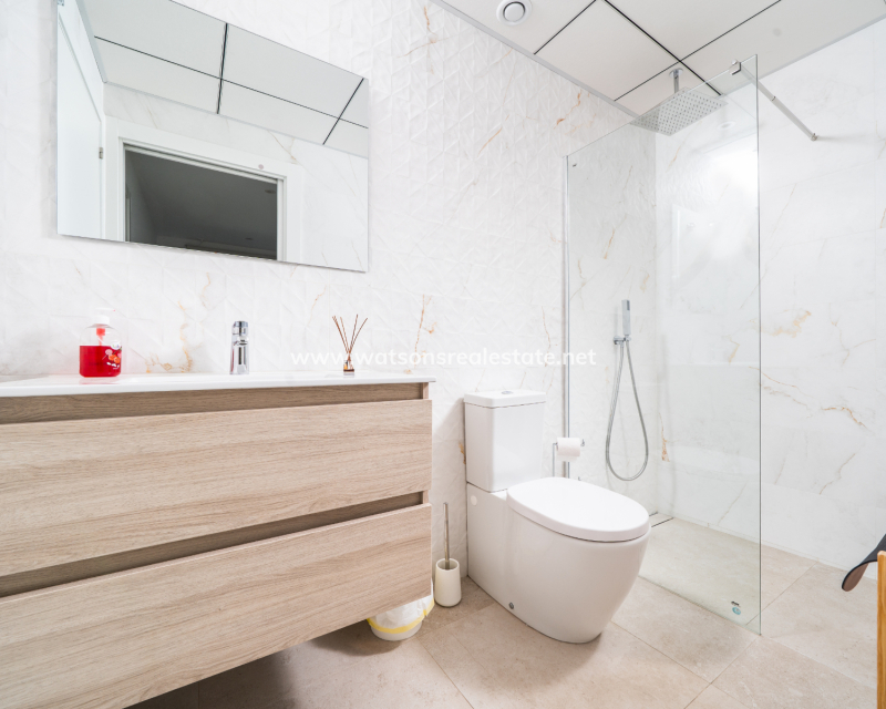 Resale - Fristaende Villa - Urb. La Marina