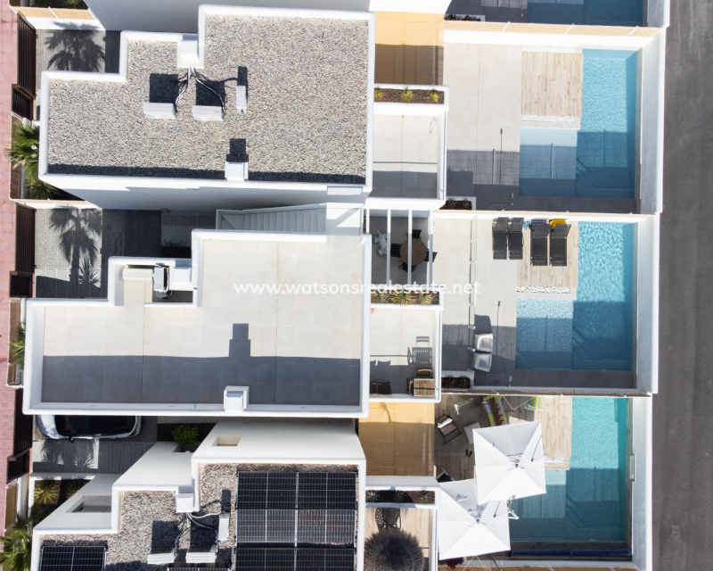 Resale - Fristaende Villa - Urb. La Marina