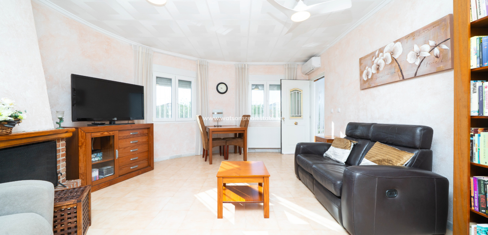 Resale - Fristaende Villa - Urb. La Marina