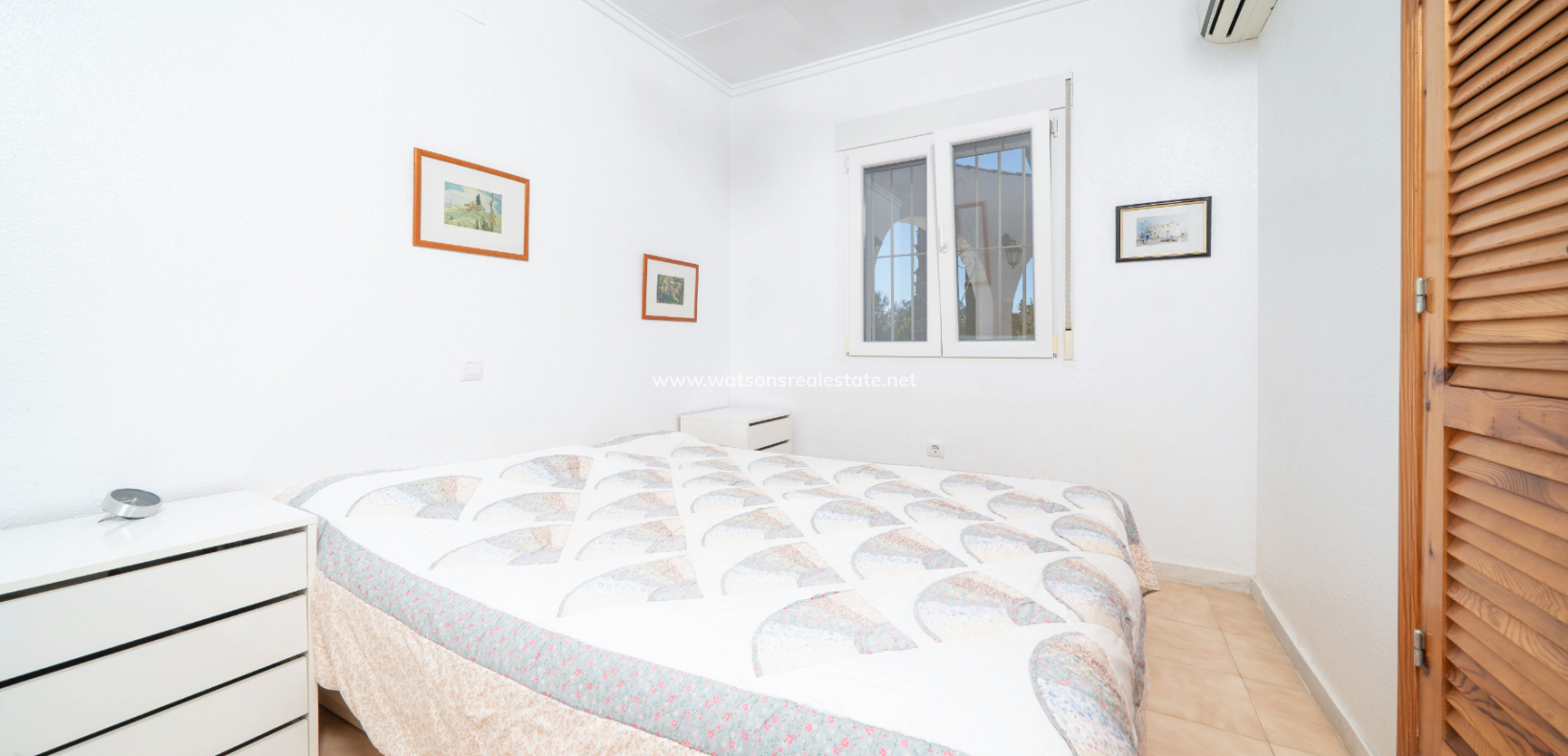 Resale - Fristaende Villa - Urb. La Marina