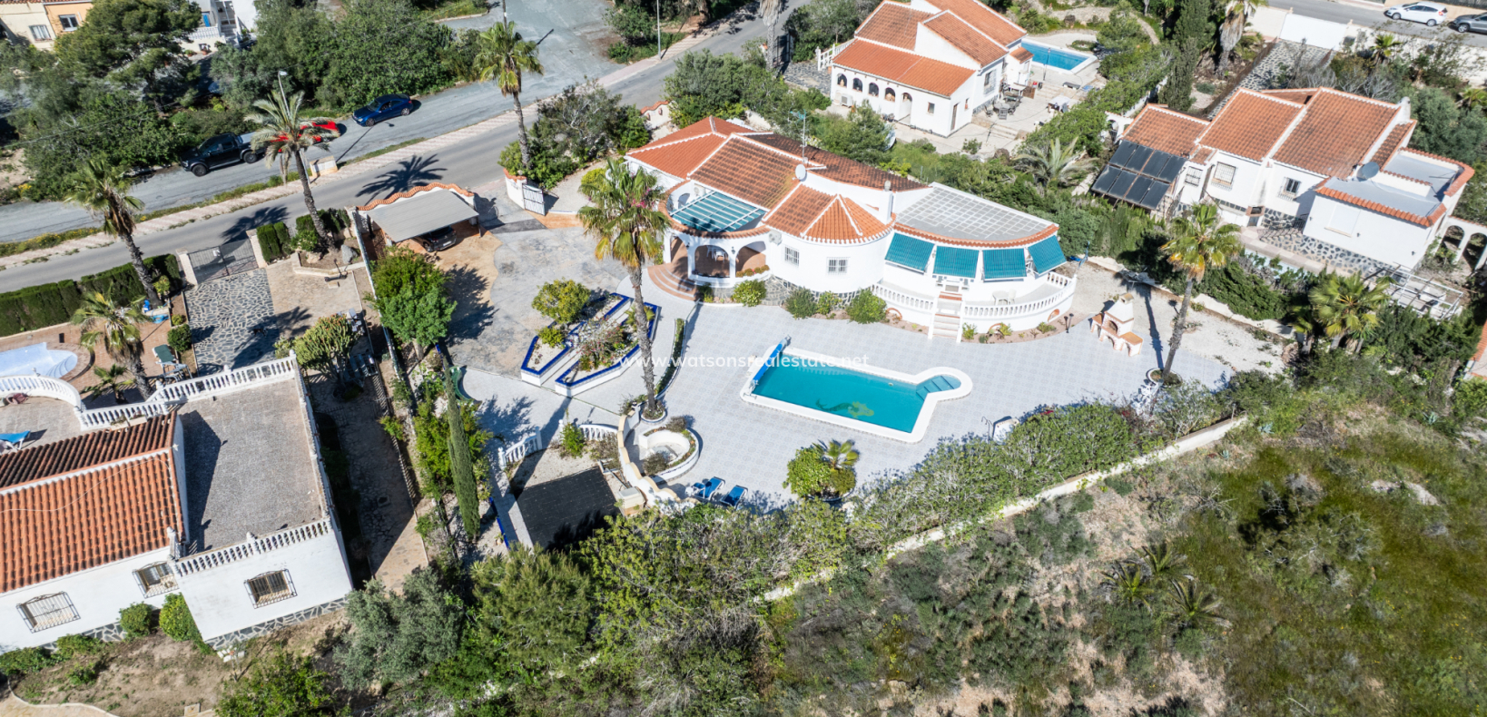 Resale - Fristaende Villa - Urb. La Marina