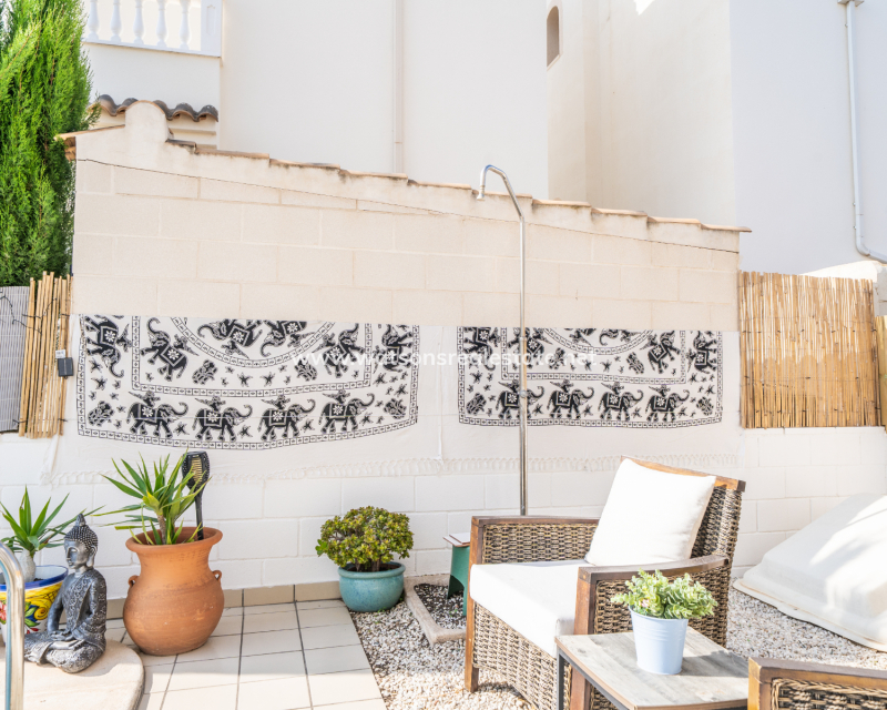 Resale - Fristaende Villa - Urb. La Marina